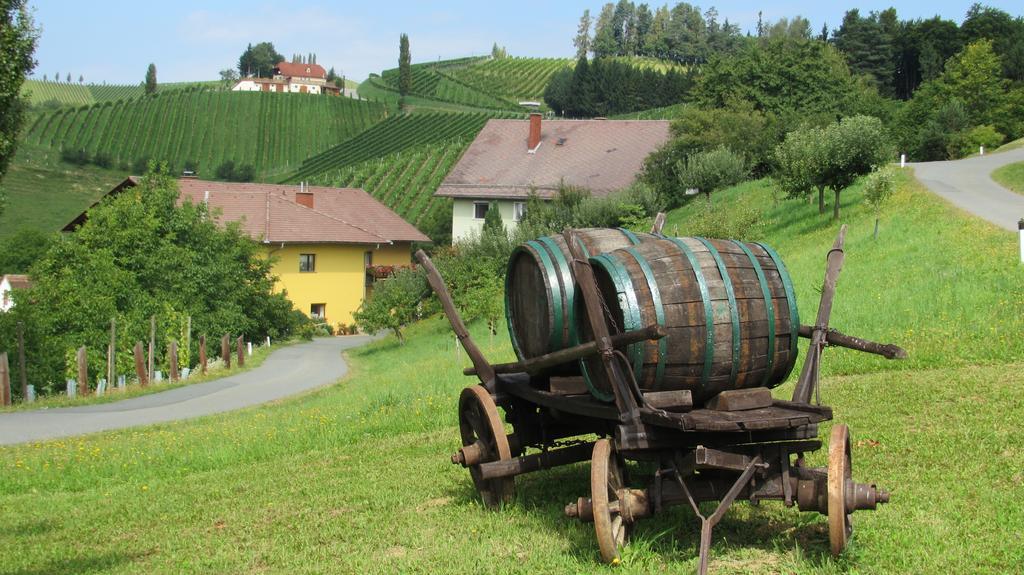 Pension Andrea Sankt Peter im Sulmtal Exterior photo